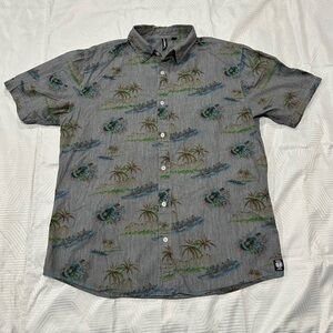 Ocean Current Gray Short-Sleeve Button Down with Tropical Print